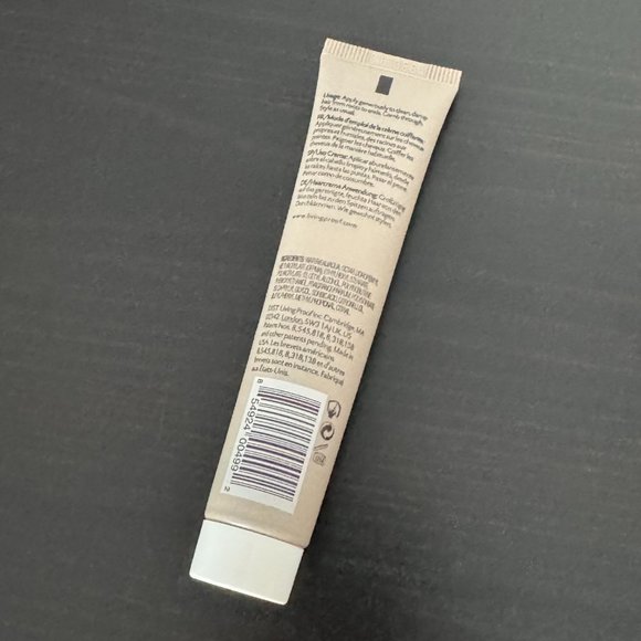 Living Proof No Frizz Nourishing Styling cream - Picture 8 of 11